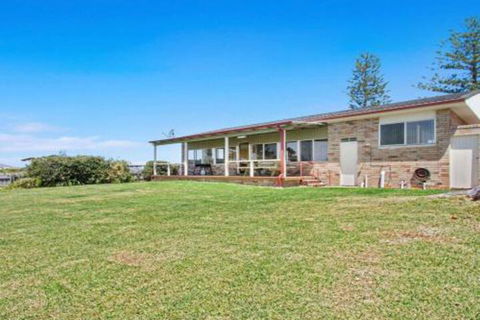 Amazing Aspects Perched Above Tilbury Cove - Accommodation Ballina 7