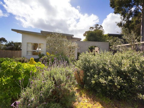 HOME SWEET HOME MOUNT MARTHA - Accommodation Ballina 1