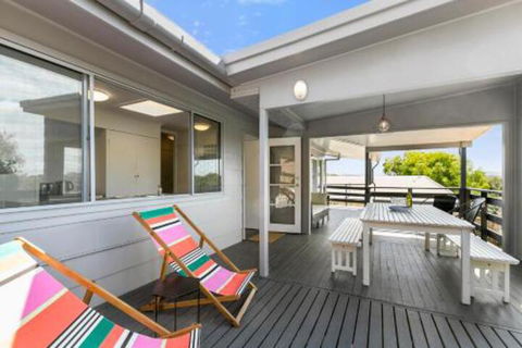Surfs Up Peregian Beach - Accommodation Ballina 0