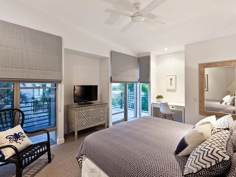 Spacious With Surf Views Sunshine Beach - Accommodation Ballina 2