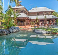 Luxurious Sala Private Beachfront Escape