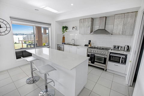 Captains Hideaway Jetty Berth & Pet Friendly - Accommodation Ballina 4