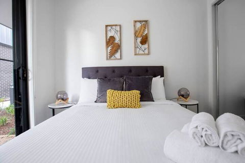 Elegant Stylish Living@mooneeponds Wifi/parking - Accommodation Ballina 4