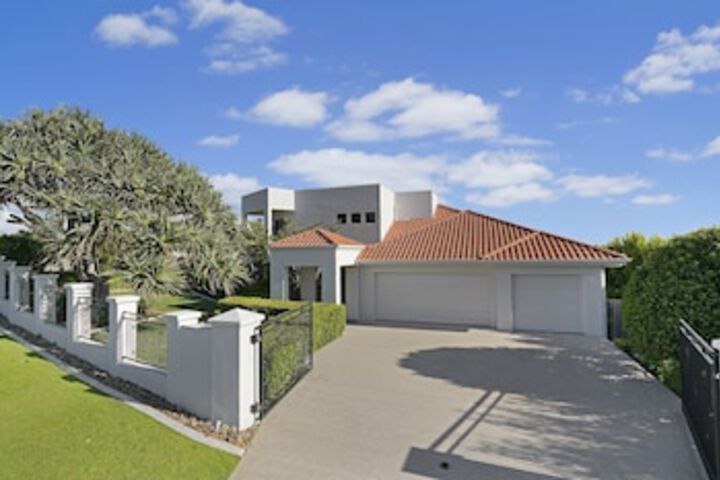 Castaways Beach QLD Accommodation Ballina