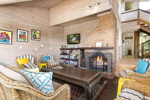 Sunshine Beach Serenity & Pet Friendly ! 9 Seaview Terrace Sunshine Beach QLD 4567 - Accommodation Ballina 6