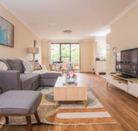 True Comfort 3bed2bath APT Near Ashfield Station - Accommodation Ballina
