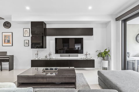 BOUTIQUE STAYS - Edinburgh Place - Accommodation Ballina 3