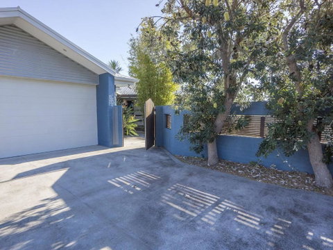 Conley Ave 8 Pet Friendly OUTSIDE Only - Accommodation Ballina 4