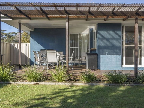 Conley Ave 8 Pet Friendly OUTSIDE Only - Accommodation Ballina 1
