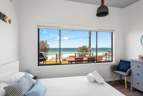 Mitchell Pde 31 Mollymook - Accommodation Ballina 7