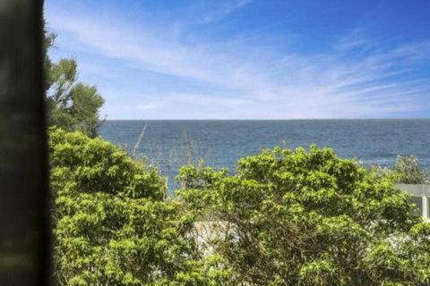 Mitchell Pde 71 Mollymook - Accommodation Ballina 2