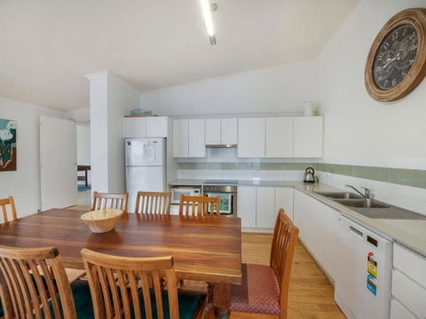 Tallwood Ave 77 Mollymook - Accommodation Ballina 2