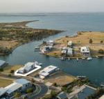 Anchored Access to the Gippsland Lakes - Accommodation Ballina