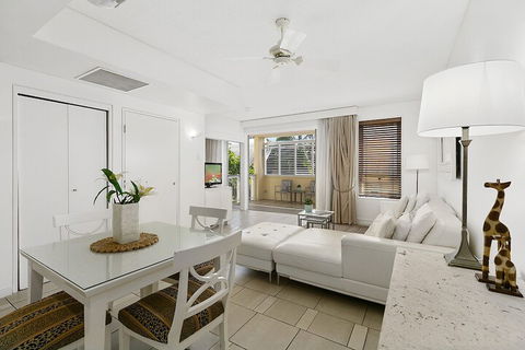Hastings Street Unit Across Road From Beach Unit 524 32 Hastings Street - Accommodation Ballina 4