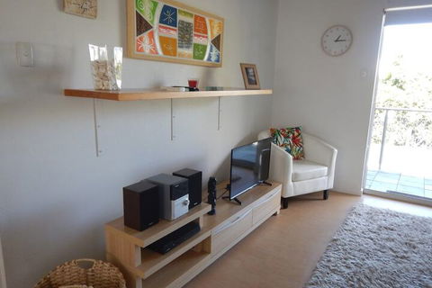 Unit 2 At 4 Pelican Street, Peregian Beach, Noosa Area - Accommodation Ballina 3