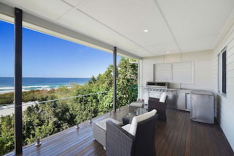 Peregians Viewing Deck, 324 David Low Way, Peregian Beach, Noosa Area - Accommodation Ballina 0