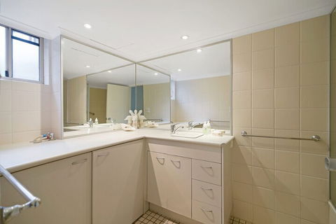 Kingsview - 1/54 Kingfisher Drive - Accommodation Ballina 6