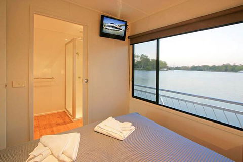 All Seasons Houseboats - Accommodation Ballina 1