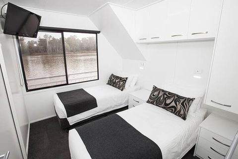All Seasons Houseboats - Accommodation Ballina 3