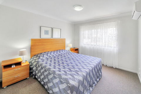 Airtrip Apartment On Russell St - Accommodation Ballina 7