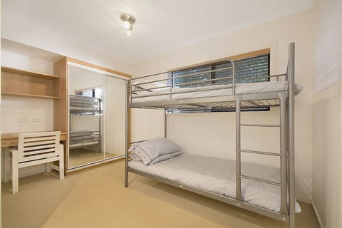 Minutes Walk To Peregian Beach & Surf! Unit 1 / 28 Pelican Street - Accommodation Ballina 6