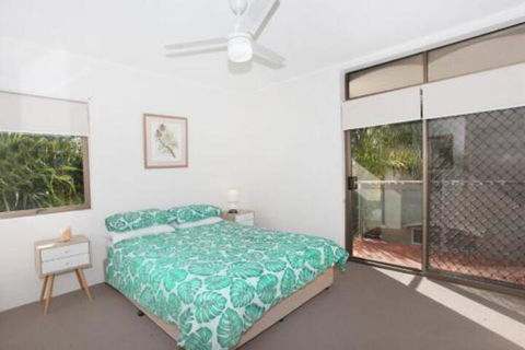 Unit 2 Cooltoro Court 7 Frank Street Coolum Beach 400 BOND LINEN INCLUDED - Accommodation Ballina 2