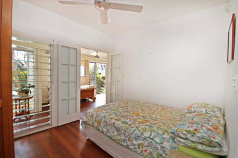 13 Ann Street Coolum Beach Pet Friendly Linen Included - Accommodation Ballina 5
