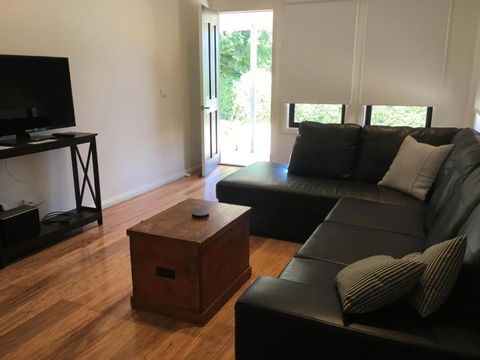 Rail Trail Cottage - Accommodation Ballina 6