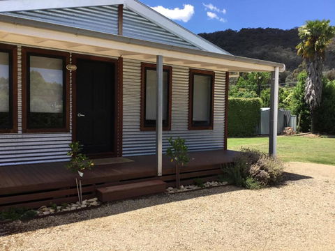 Rail Trail Cottage - Accommodation Ballina 3