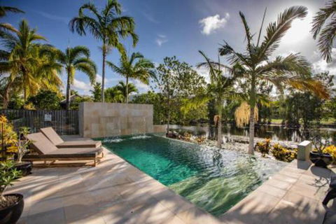 Tranquility By The Lake Port Douglas - Accommodation Ballina 3