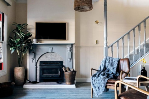 Luxury On Loch - Accommodation Ballina 4