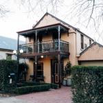 Luxury On Loch - Accommodation Ballina 0
