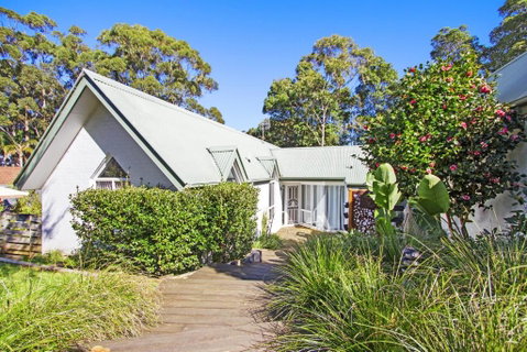 Golfers Getaway Mollymook Augusta Place 14 / 13 15 - Accommodation Ballina 3