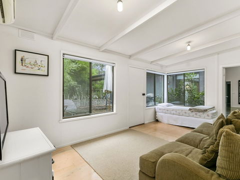 Hidden Escape Free Wifi & Foxtel Surfside PET Friendly - Accommodation Ballina 0