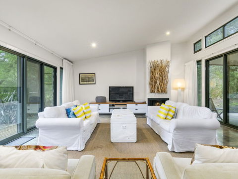 Hidden Escape Free Wifi & Foxtel Surfside PET Friendly - Accommodation Ballina 3