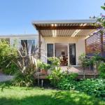 METRES TO THE BEACH MORNINGTON - Accommodation Ballina 0