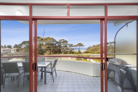 Fathoms Apartment 18 / 1a Mitchell Pde All Linen Provided - Accommodation Ballina 2
