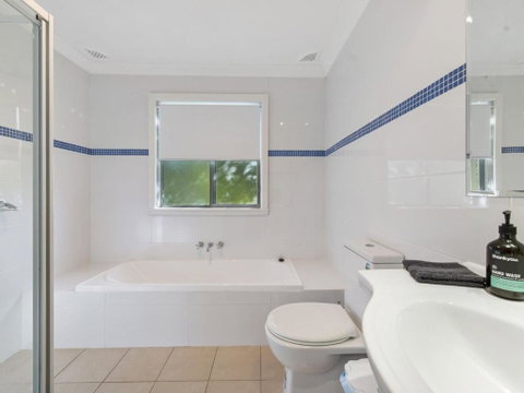 Wallace Street 18 Linen Included Walk To Beach & Golf Club - Accommodation Ballina 3