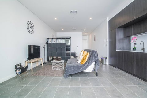 Home With Convenient Location! Close To Train&cbd - Accommodation Ballina 6