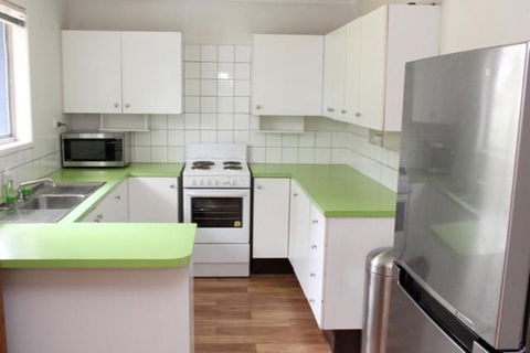 Coolum Classic Beach Shack Pet Friendly - Accommodation Ballina 4