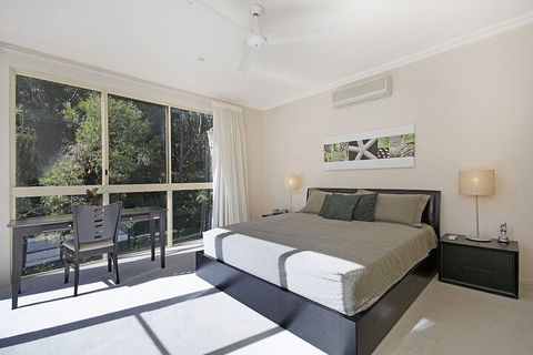 Prestigious House In Little Cove - Accommodation Ballina 5