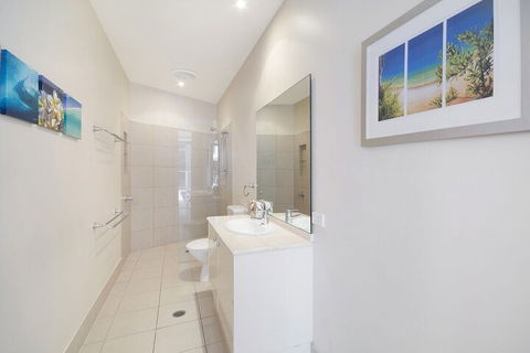 Prestigious House In Little Cove - Accommodation Ballina 4