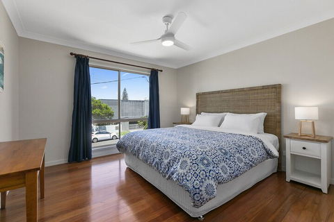 Sundance Pet Friendly Beach House In Peregian! 59 Lorikeet Drive - Accommodation Ballina 3