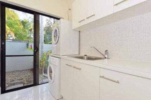 17 Cascade House Luxury Holiday Home - Accommodation Ballina 4
