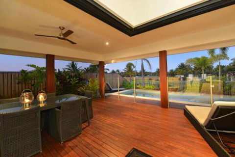 17 Cascade House Luxury Holiday Home - Accommodation Ballina 5