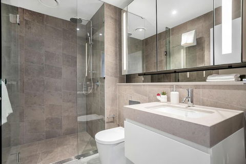 I02-china Town Luxury Service Apartment - Accommodation Ballina 2