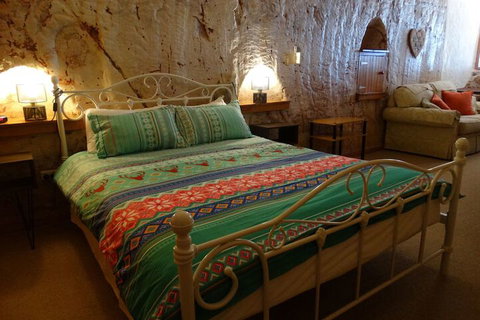 Di's Dugouts - Accommodation Ballina 7