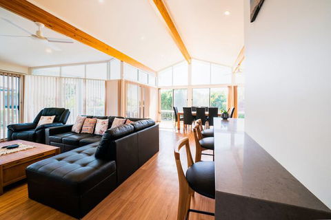 Beachfront Escape - Accommodation Ballina 5