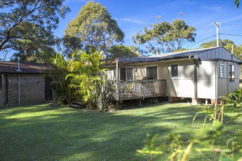 MOLLYMOOK BEACH COTTAGE - Accommodation Ballina 6