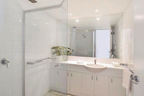 Cove Point - Accommodation Ballina 4